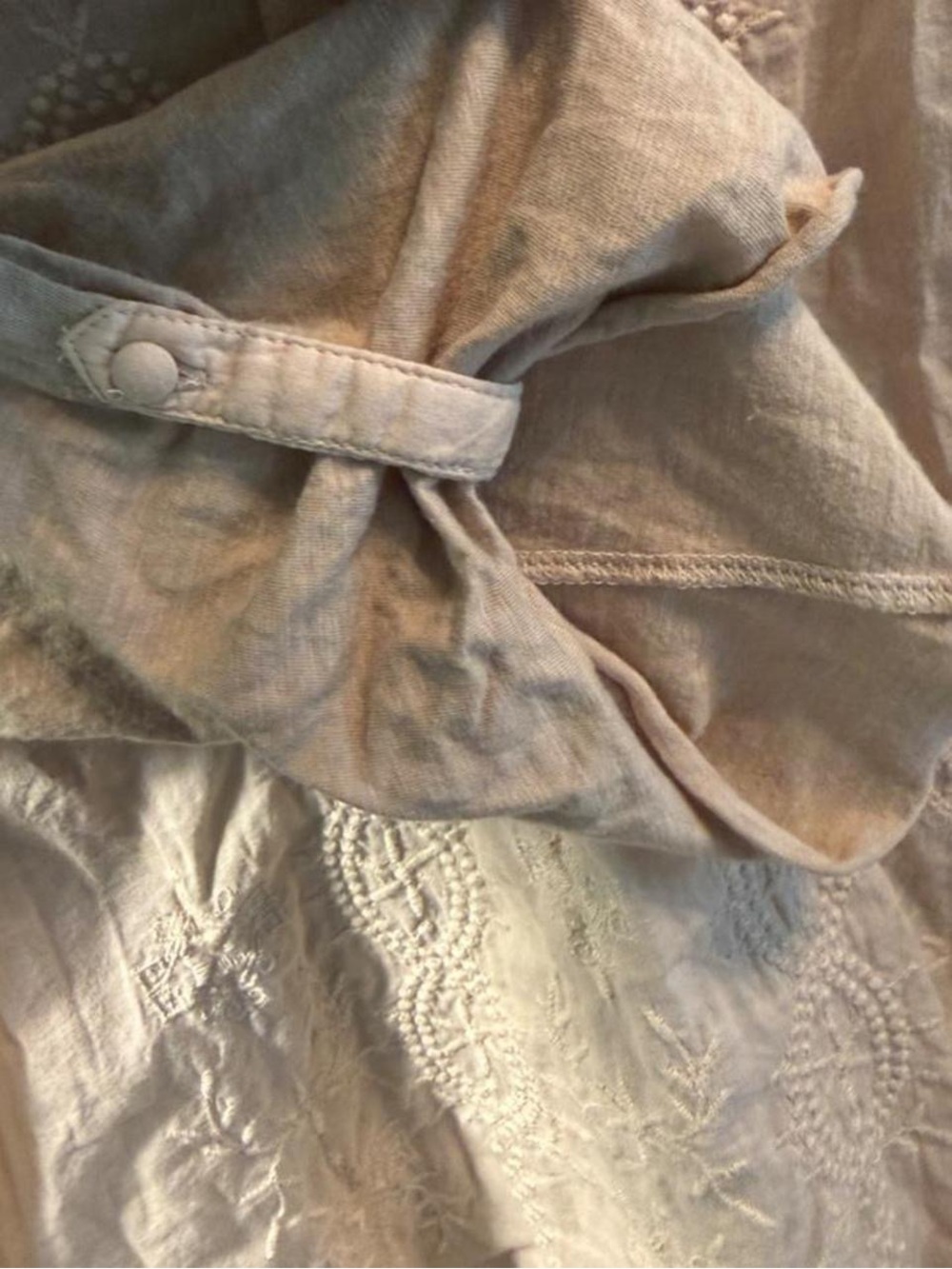 Boho Embroidered V-Neck Peasant Blouse in Cream - Picture 4 of 5
